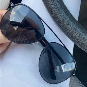quay all black aviators